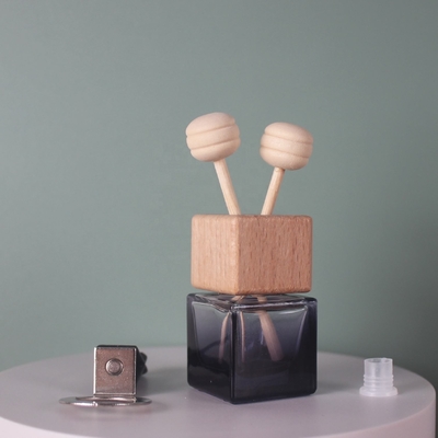 Good price Gradient Black 6ml Glass Car Perfume Bottle With Wooden Cap / Vent Clip online