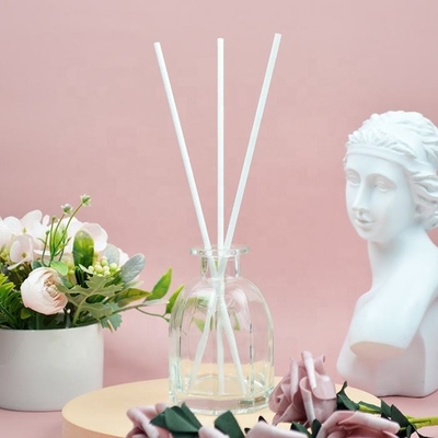 Dobra cena. Przejrzysty 130 ml sześciokątny buteleczek z perfumami, buteleczki z rozpraszaczami perfum z rotanem w Internecie