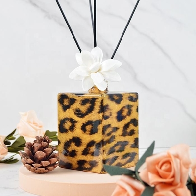 Goede prijs Grote vierkant lege glazen diffuserfles 500 ml parfum diffuserfles voor hotel online